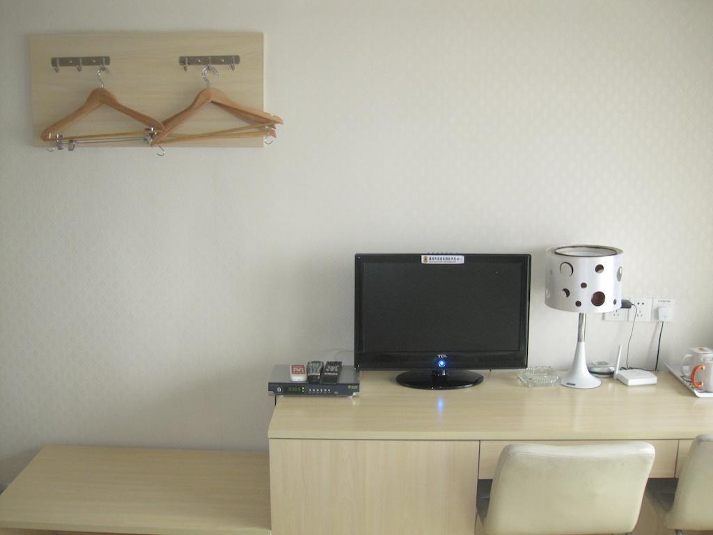 Super 8 Hotel Chengde Imperial Summer Resort Εξωτερικό φωτογραφία
